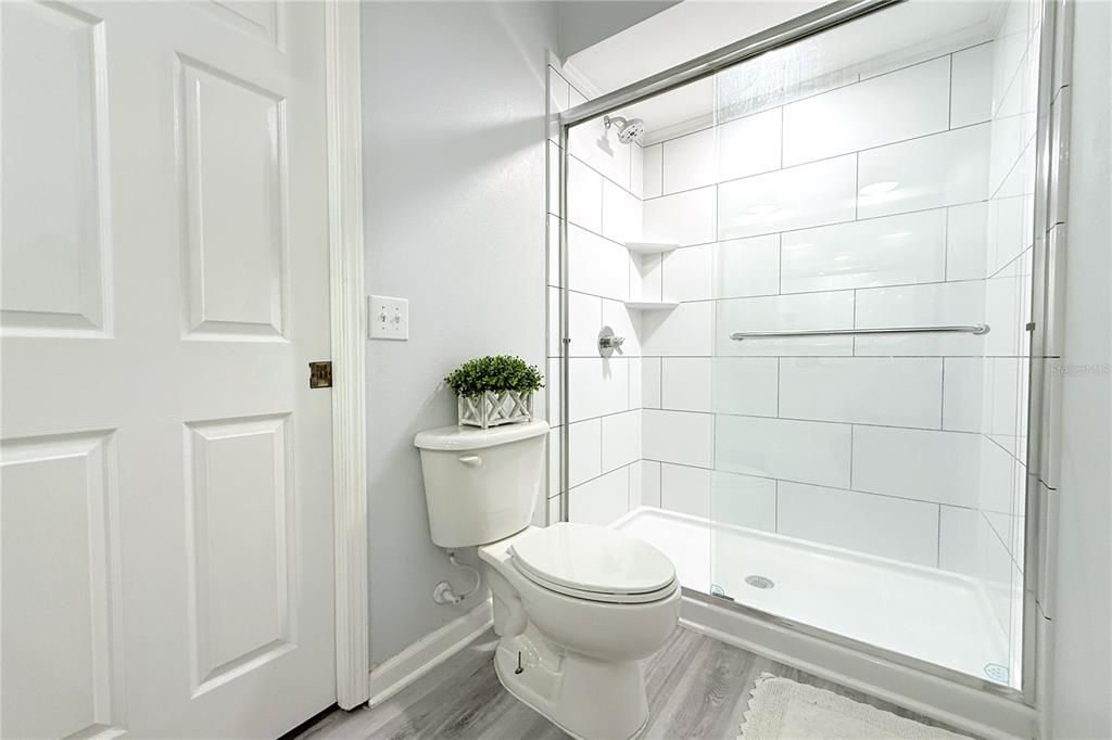 En Venta: $250,000 (2 camas, 2 baños, 1561 Pies cuadrados)