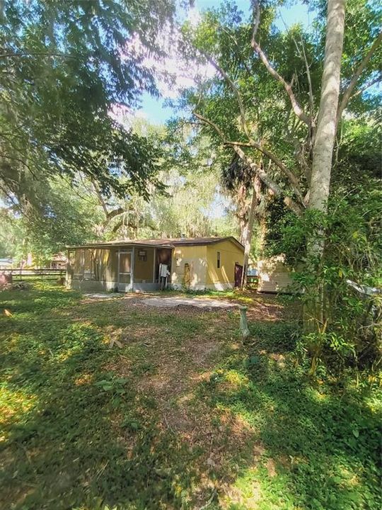 For Sale: $74,990 (3 beds, 2 baths, 1144 Square Feet)