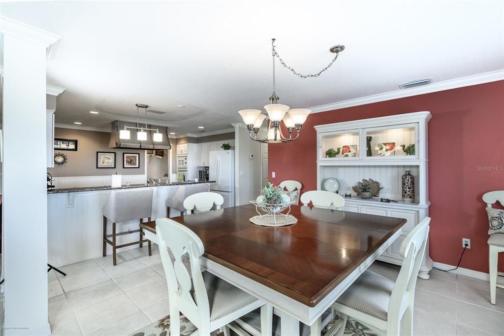 For Rent: $4,750 (3 beds, 3 baths, 2038 Square Feet)