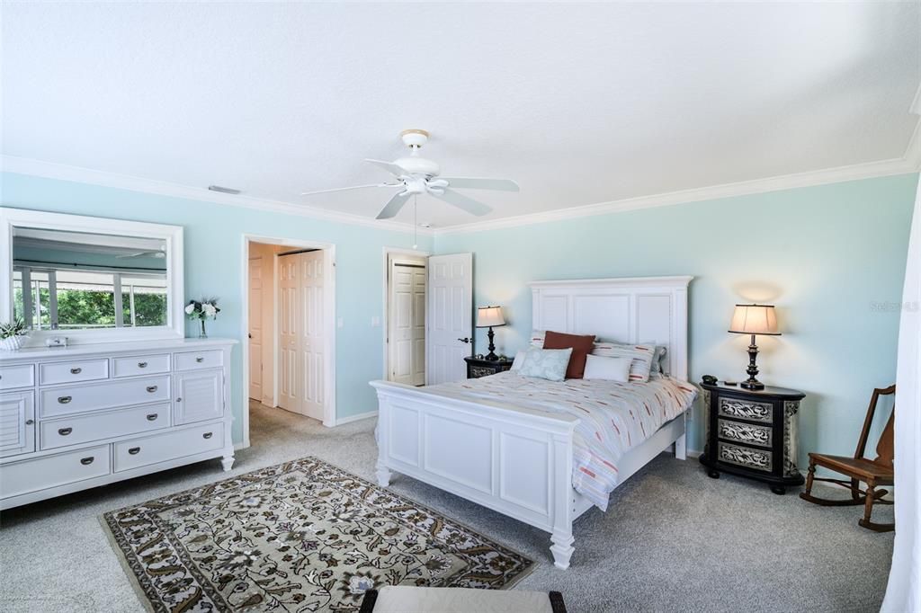 For Rent: $4,750 (3 beds, 3 baths, 2038 Square Feet)