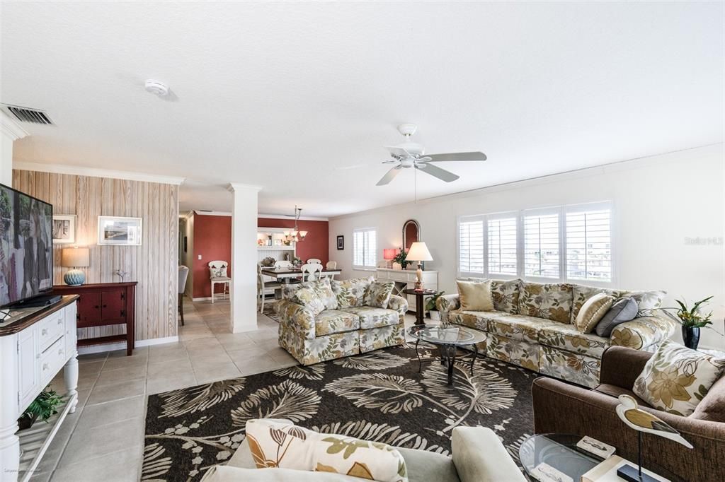 For Rent: $4,750 (3 beds, 3 baths, 2038 Square Feet)
