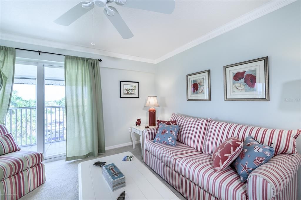 For Rent: $4,750 (3 beds, 3 baths, 2038 Square Feet)