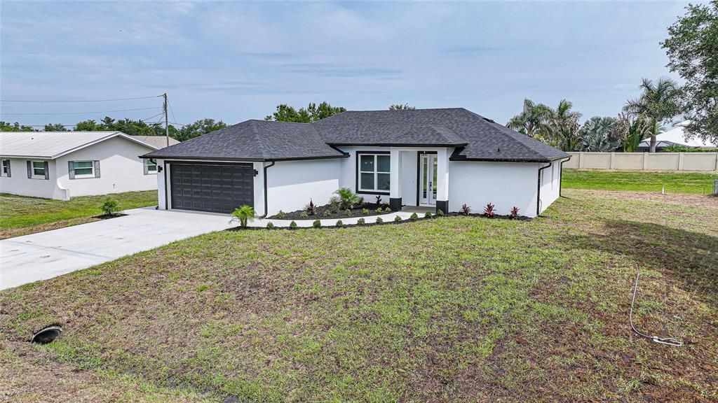 For Sale: $349,000 (3 beds, 2 baths, 1439 Square Feet)