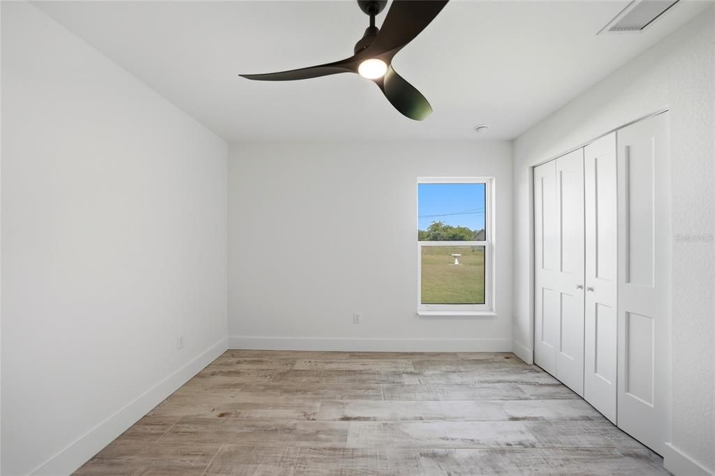 For Sale: $349,000 (3 beds, 2 baths, 1439 Square Feet)