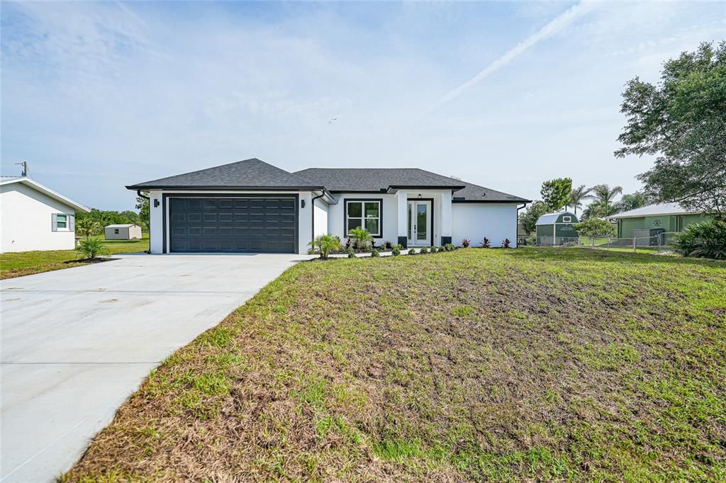 For Sale: $349,000 (3 beds, 2 baths, 1439 Square Feet)