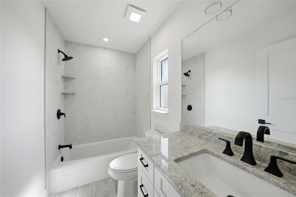 For Sale: $349,000 (3 beds, 2 baths, 1439 Square Feet)