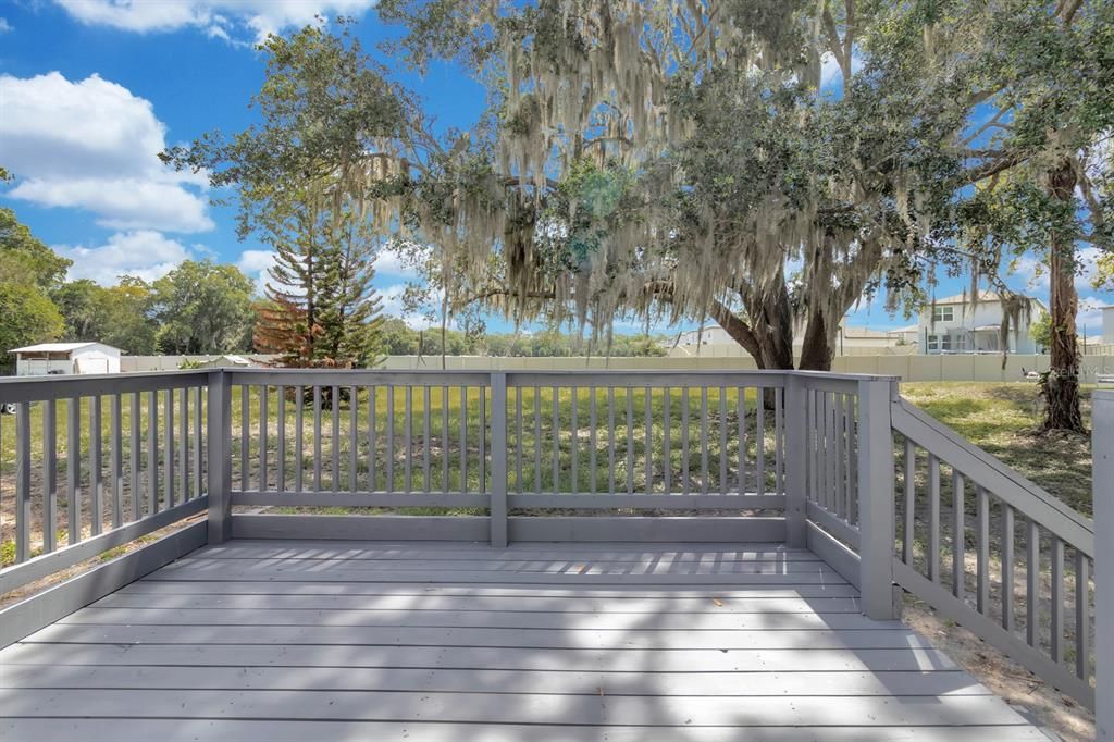 Active With Contract: $299,900 (3 beds, 2 baths, 1152 Square Feet)