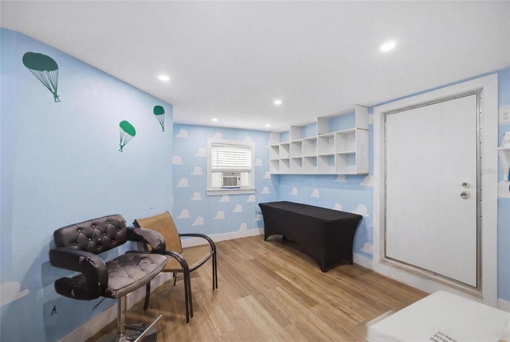 Active With Contract: $305,000 (4 beds, 3 baths, 1704 Square Feet)
