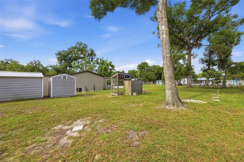 Active With Contract: $305,000 (4 beds, 3 baths, 1704 Square Feet)