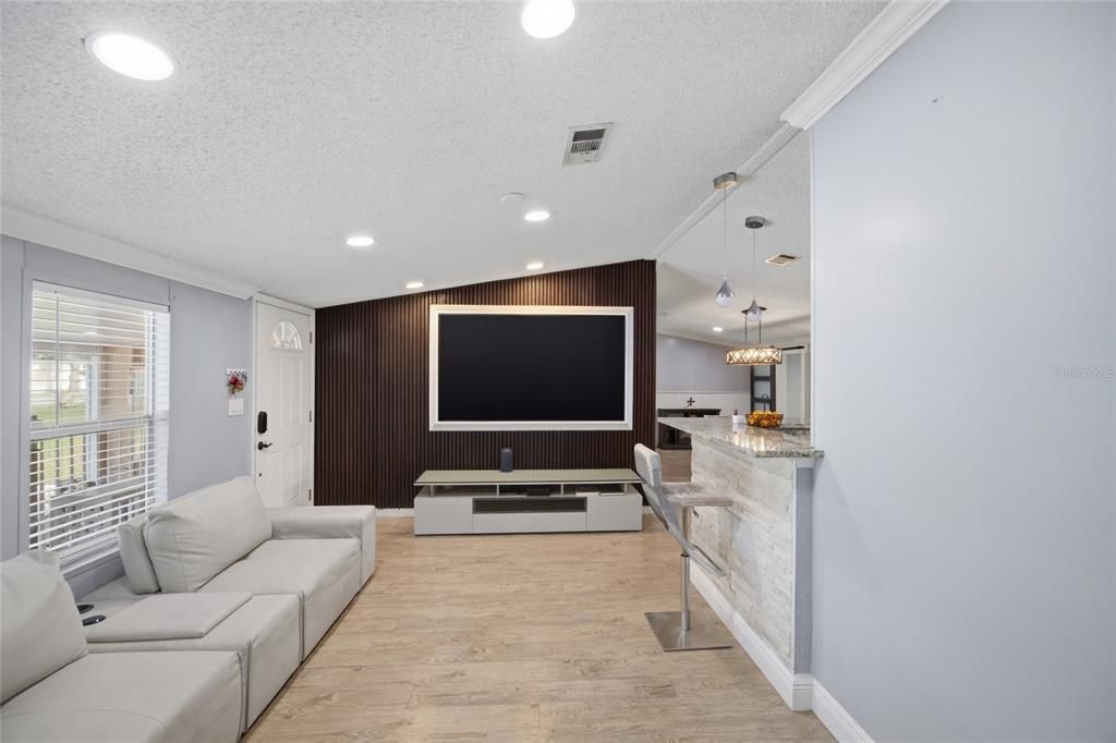 Active With Contract: $305,000 (4 beds, 3 baths, 1704 Square Feet)