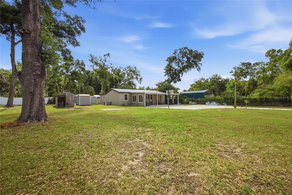 Active With Contract: $305,000 (4 beds, 3 baths, 1704 Square Feet)