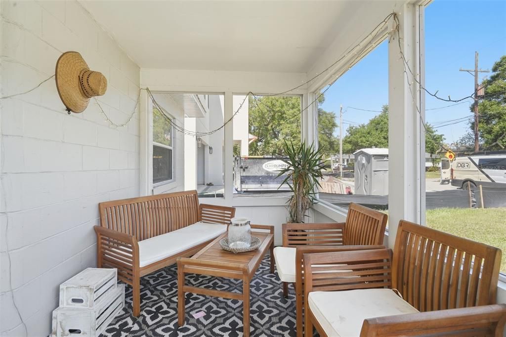 For Sale: $498,200 (3 beds, 2 baths, 1120 Square Feet)