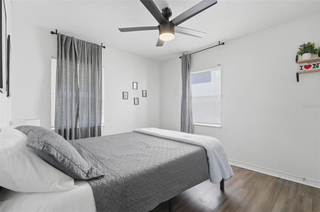For Sale: $498,200 (3 beds, 2 baths, 1120 Square Feet)