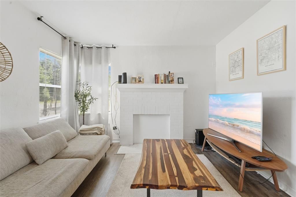 For Sale: $498,200 (3 beds, 2 baths, 1120 Square Feet)