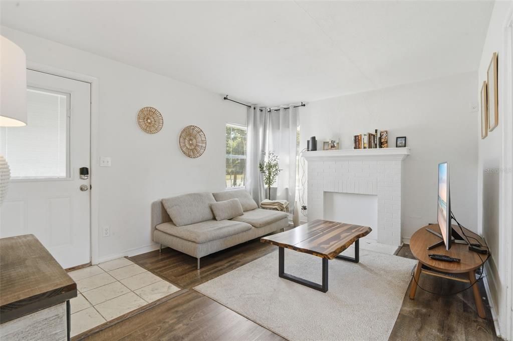 For Sale: $498,200 (3 beds, 2 baths, 1120 Square Feet)