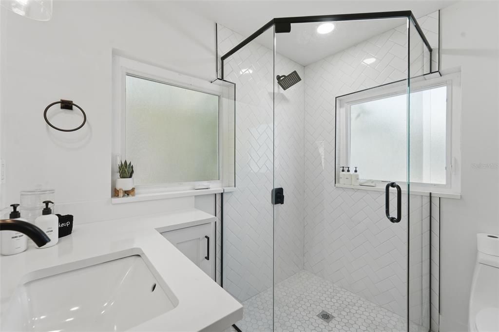 For Sale: $498,200 (3 beds, 2 baths, 1120 Square Feet)