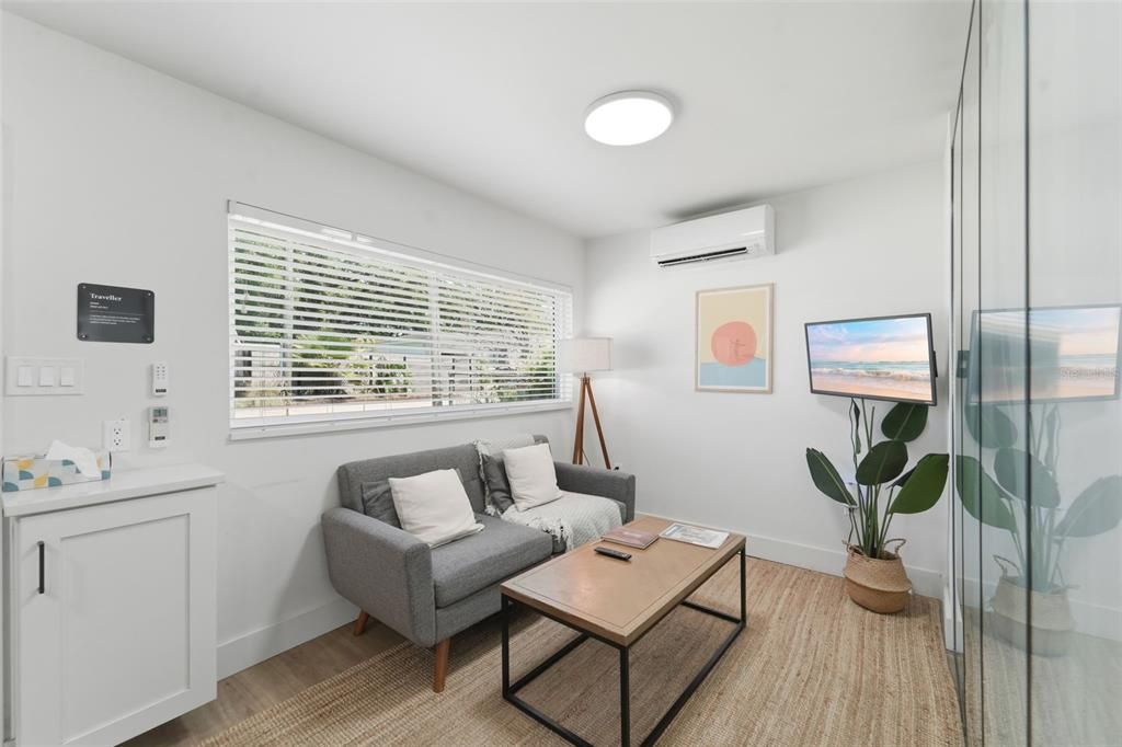 For Sale: $498,200 (3 beds, 2 baths, 1120 Square Feet)