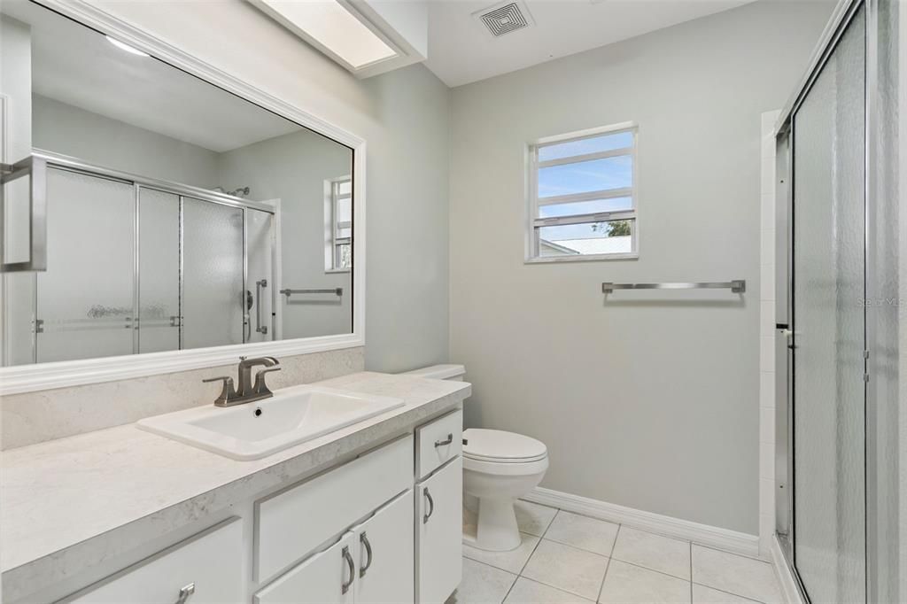 Activo con contrato: $259,900 (3 camas, 2 baños, 1638 Pies cuadrados)