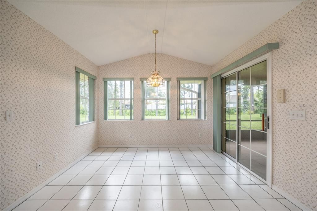 En Venta: $300,000 (3 camas, 2 baños, 1530 Pies cuadrados)