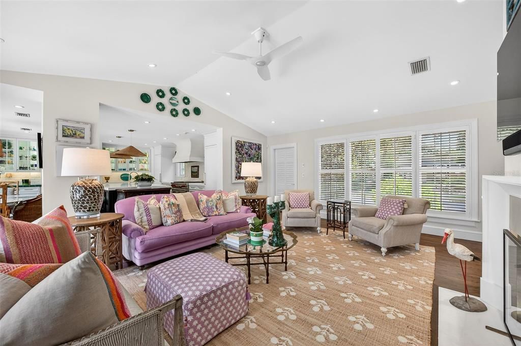 For Sale: $2,350,000 (3 beds, 3 baths, 3750 Square Feet)