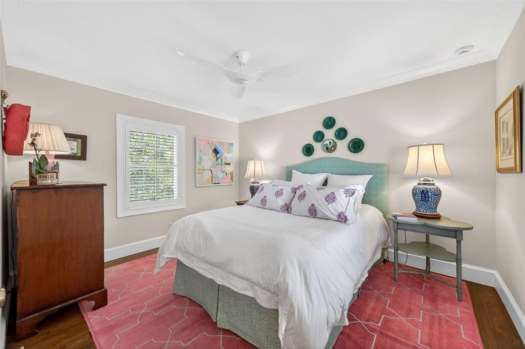 For Sale: $2,350,000 (3 beds, 3 baths, 3750 Square Feet)