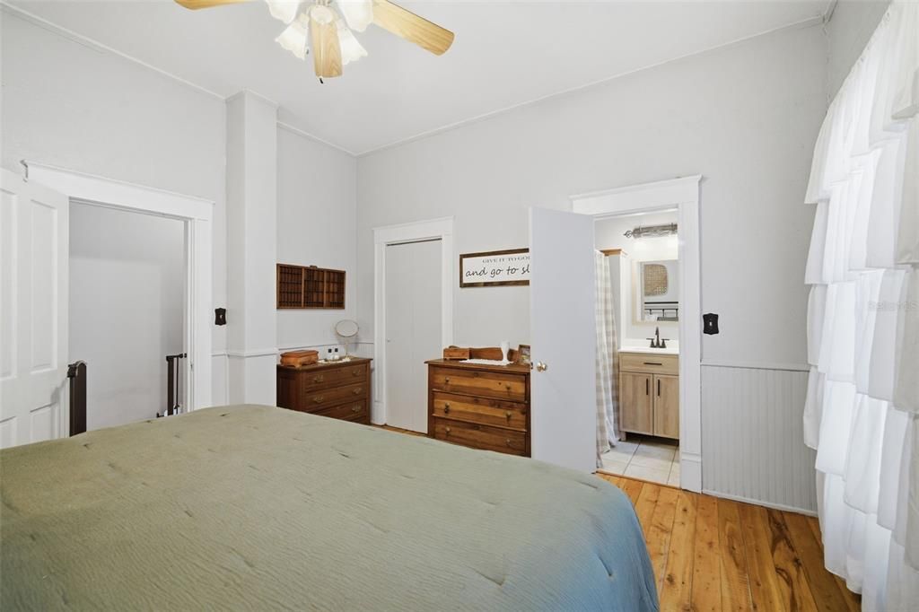 For Sale: $385,000 (3 beds, 2 baths, 2625 Square Feet)
