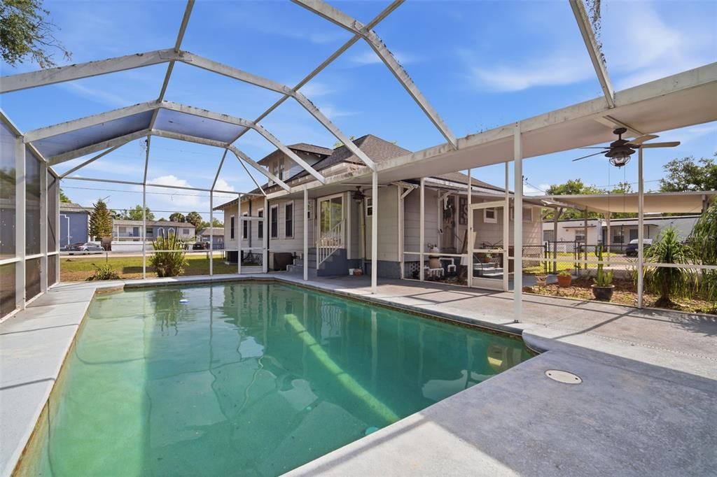 For Sale: $385,000 (3 beds, 2 baths, 2625 Square Feet)