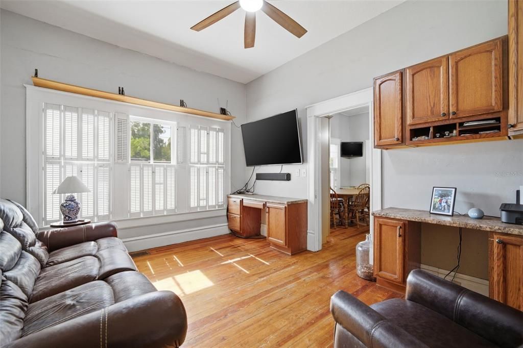 For Sale: $385,000 (3 beds, 2 baths, 2625 Square Feet)