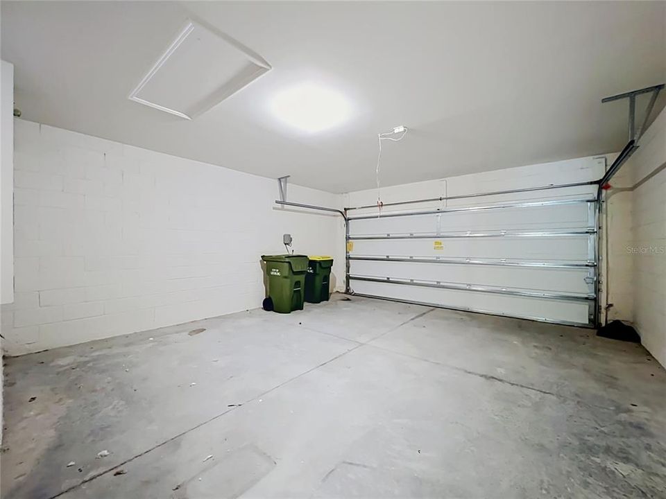 На продажу: $274,999 (2 спален, 2 ванн, 1603 Квадратных фут)