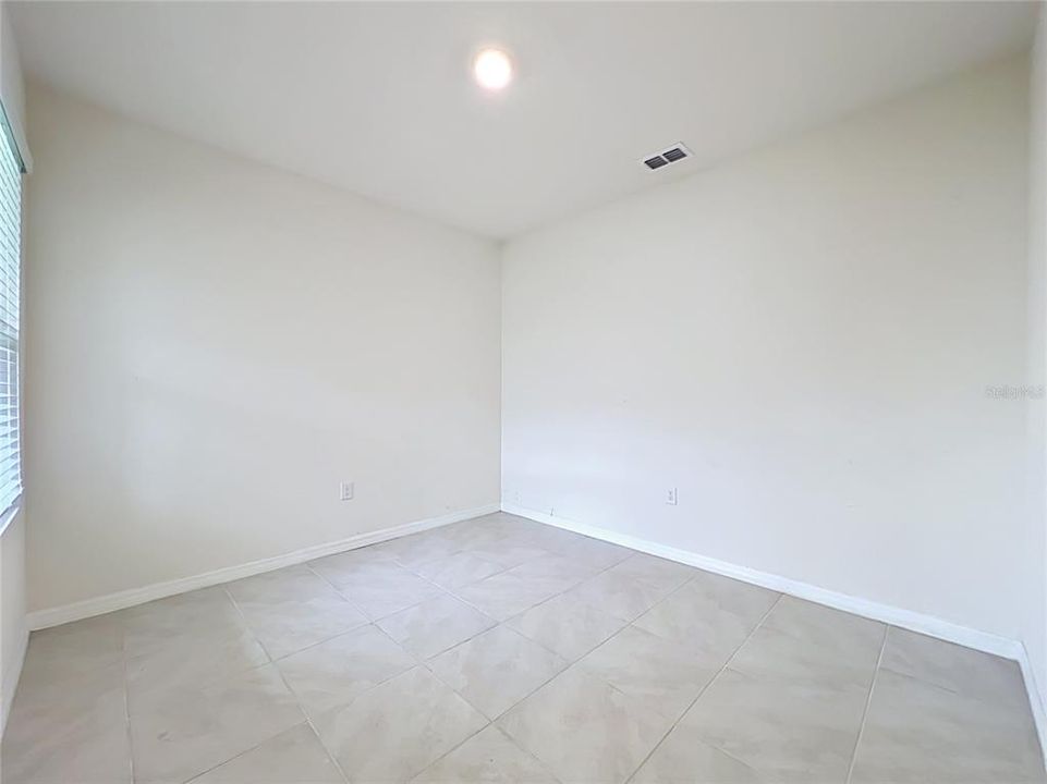 На продажу: $274,999 (2 спален, 2 ванн, 1603 Квадратных фут)