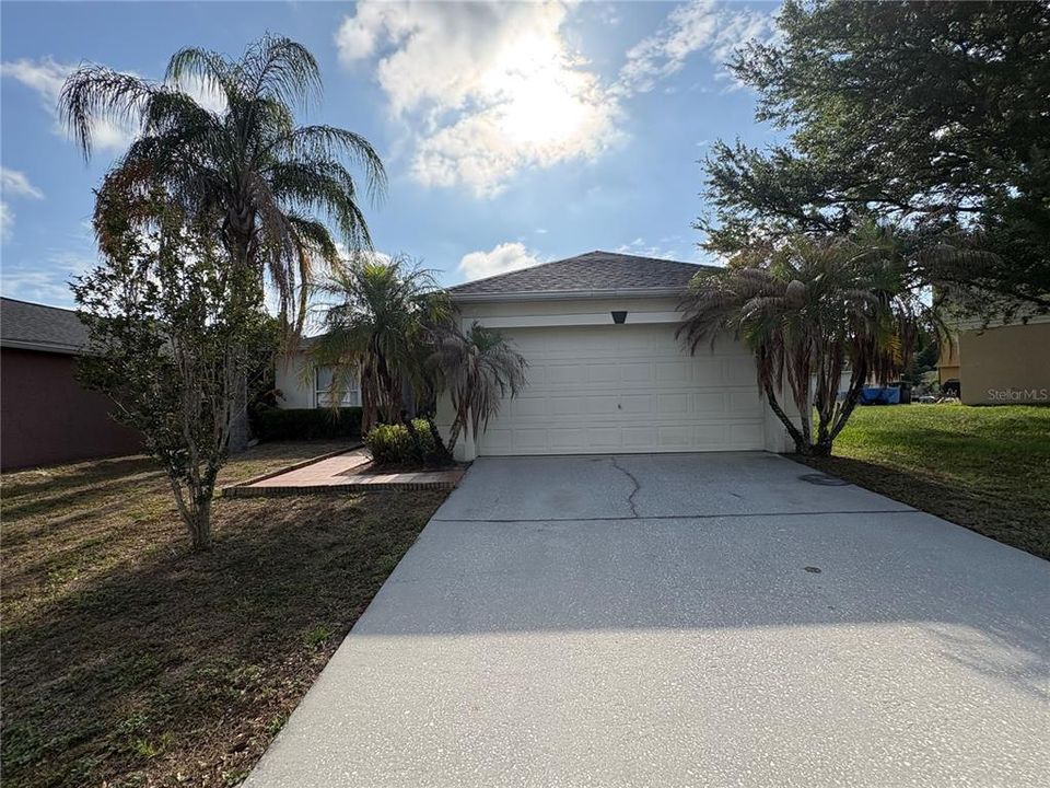 For Rent: $2,150 (3 beds, 2 baths, 1264 Square Feet)
