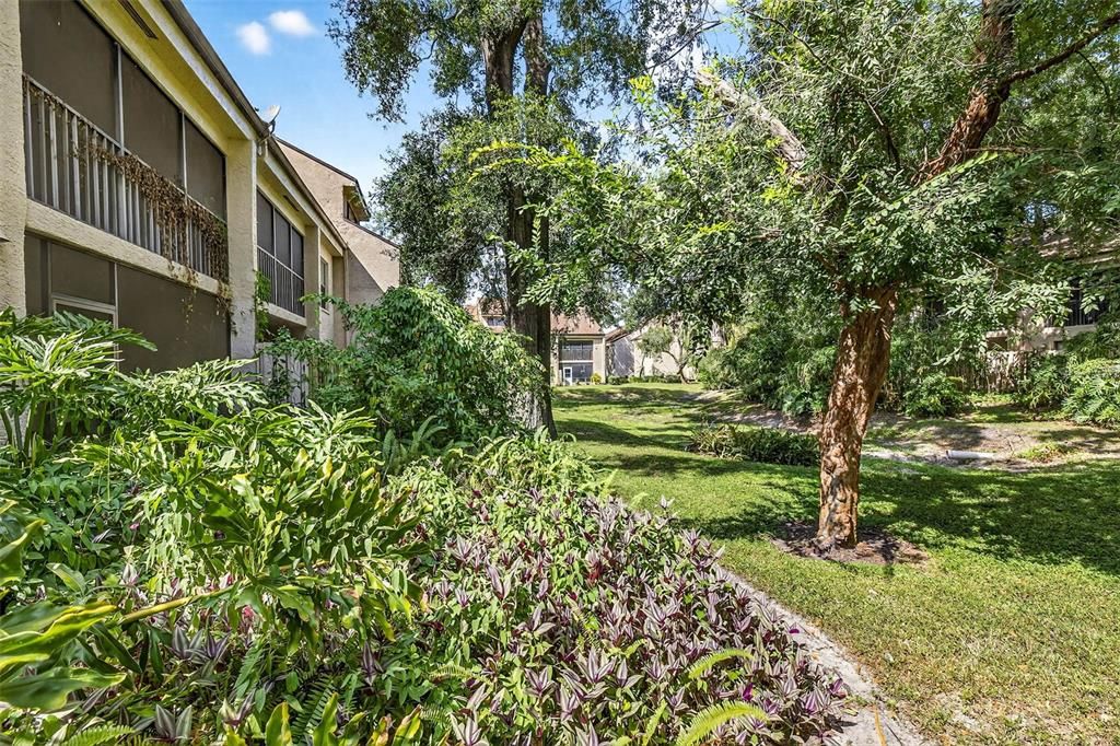 For Rent: $1,500 (1 beds, 1 baths, 817 Square Feet)