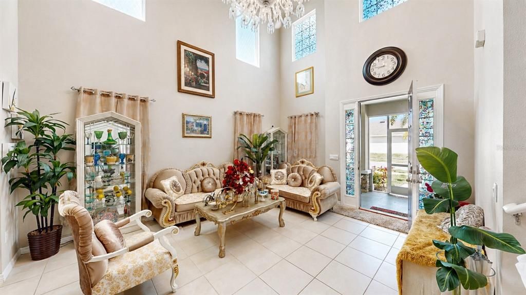 For Sale: $489,000 (5 beds, 4 baths, 4112 Square Feet)