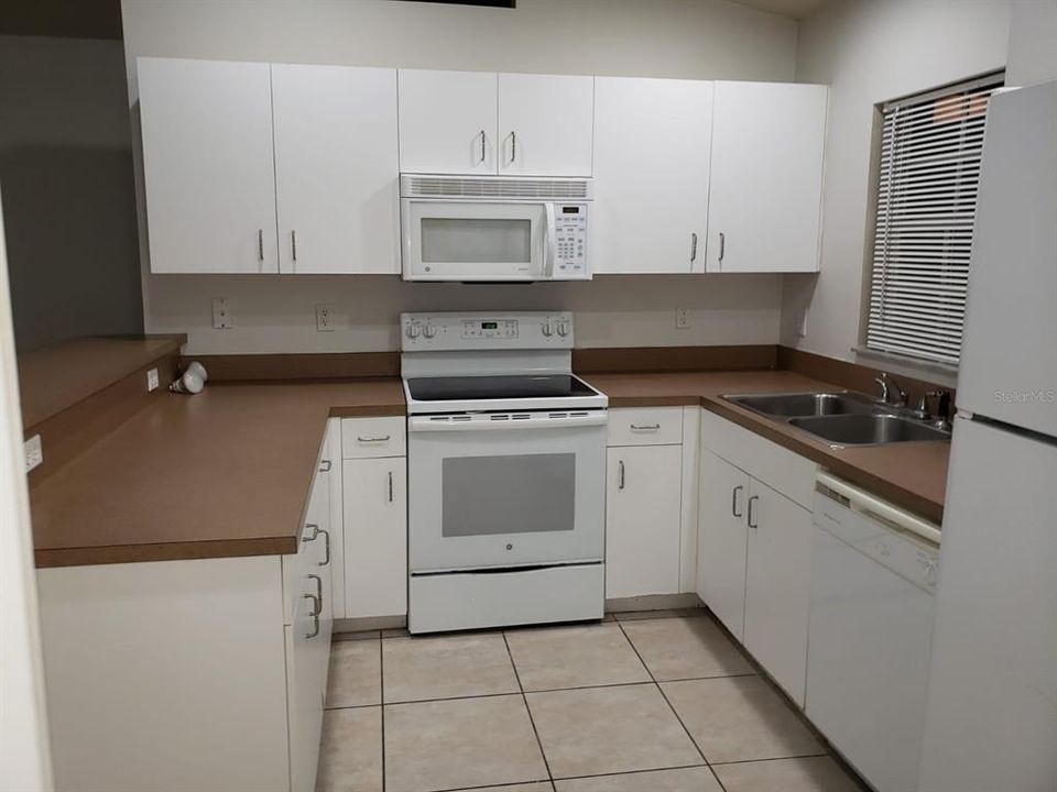 En Venta: $524,900 (6 camas, 4 baños, 2222 Pies cuadrados)