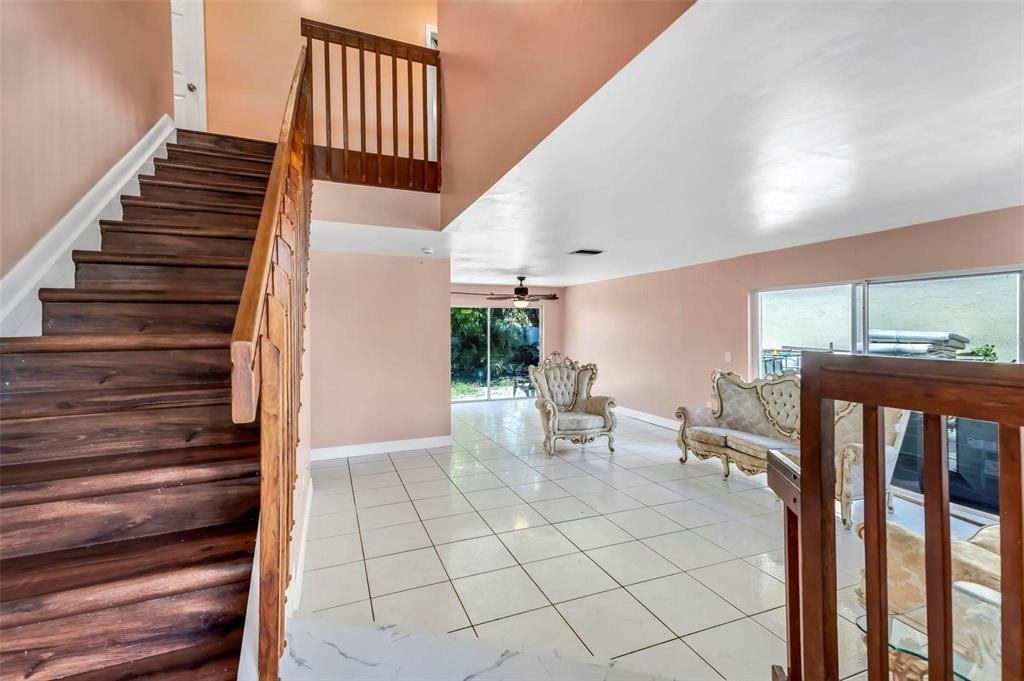 En Venta: $659,900 (4 camas, 2 baños, 2114 Pies cuadrados)