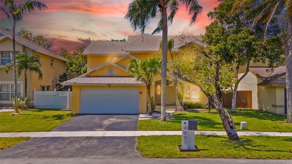 En Venta: $659,900 (4 camas, 2 baños, 2114 Pies cuadrados)