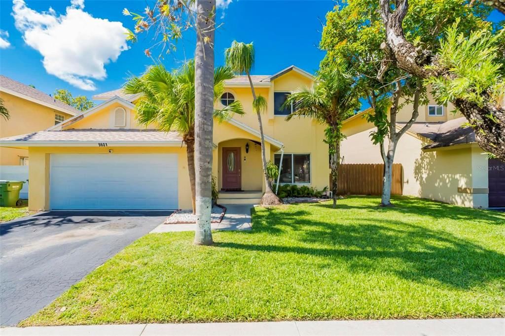 En Venta: $659,900 (4 camas, 2 baños, 2114 Pies cuadrados)