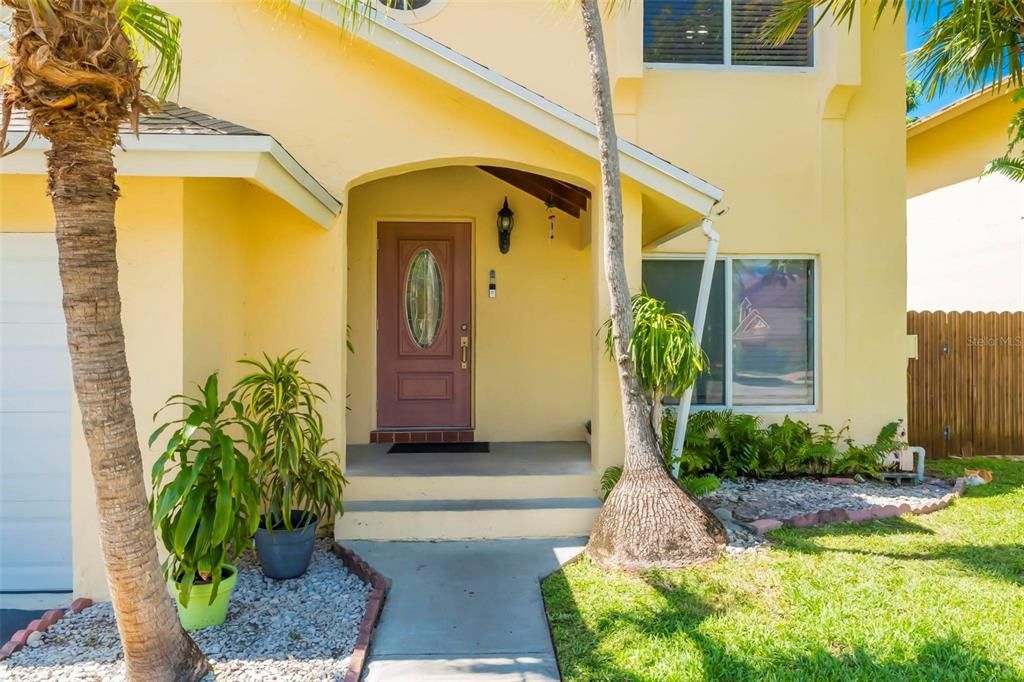 En Venta: $659,900 (4 camas, 2 baños, 2114 Pies cuadrados)
