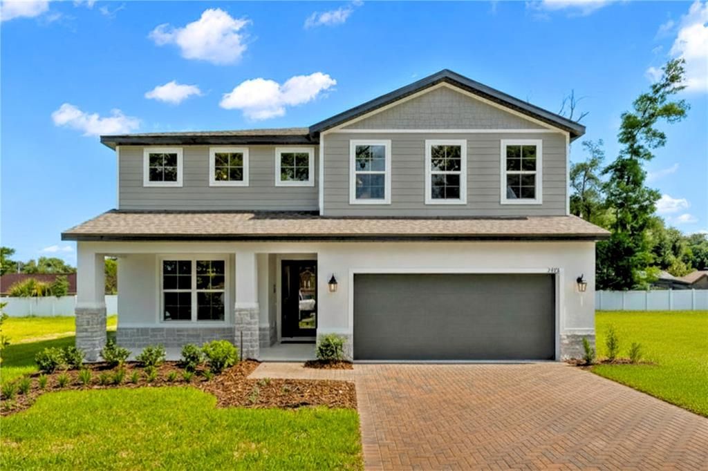 Activo con contrato: $569,999 (4 camas, 3 baños, 2808 Pies cuadrados)