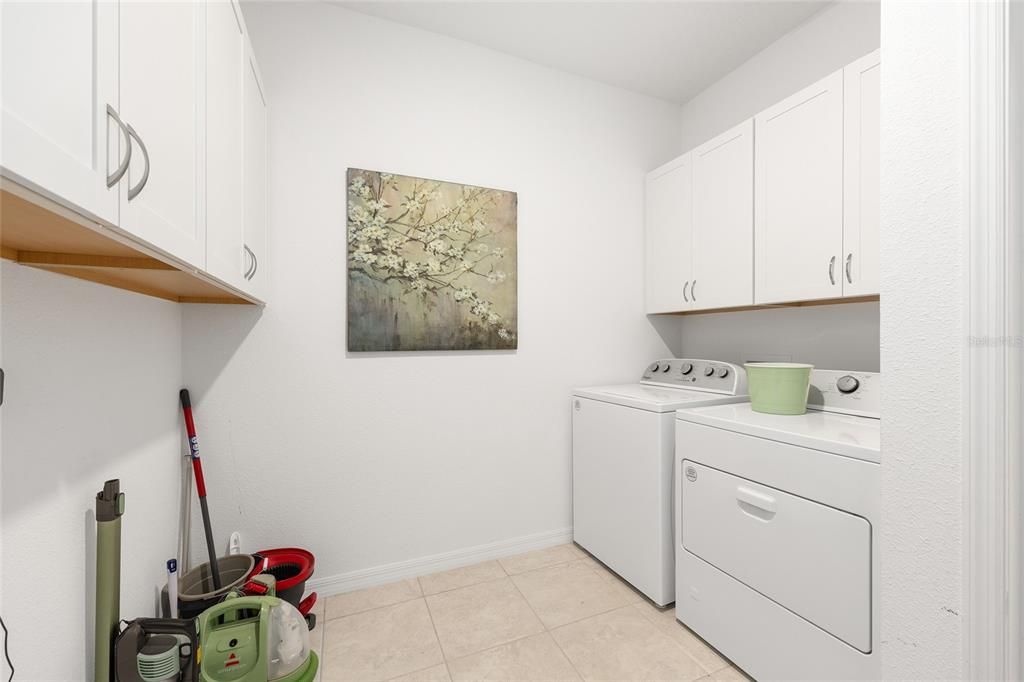 En Venta: $490,000 (4 camas, 3 baños, 3034 Pies cuadrados)