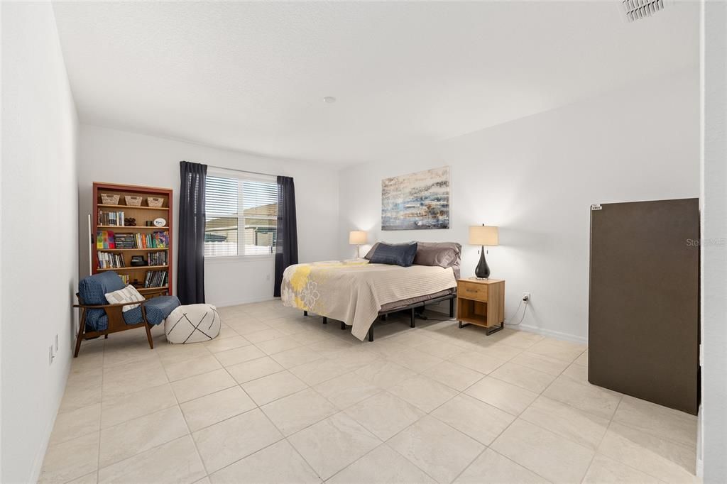 En Venta: $490,000 (4 camas, 3 baños, 3034 Pies cuadrados)