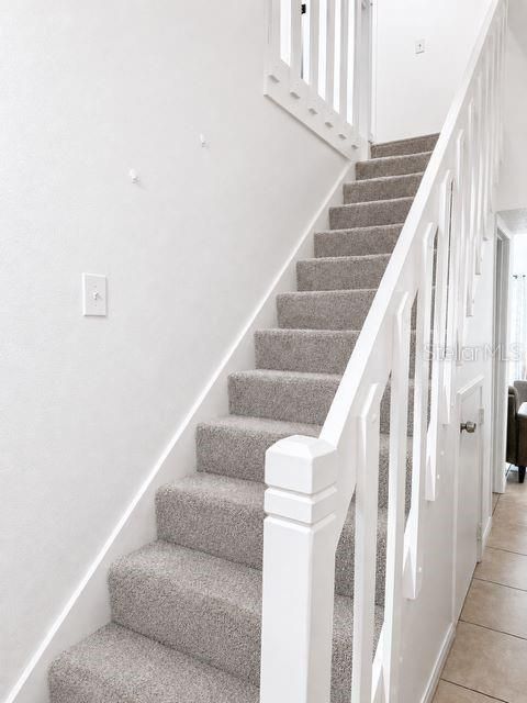 For Sale: $155,000 (2 beds, 1 baths, 1032 Square Feet)