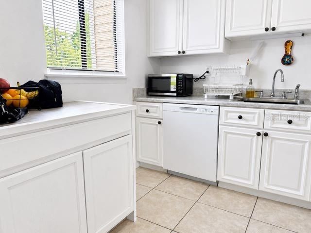 For Sale: $155,000 (2 beds, 1 baths, 1032 Square Feet)