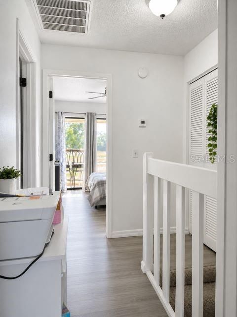 For Sale: $155,000 (2 beds, 1 baths, 1032 Square Feet)