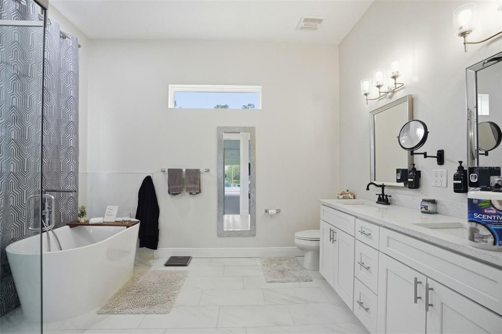 En Venta: $539,900 (3 camas, 2 baños, 1920 Pies cuadrados)