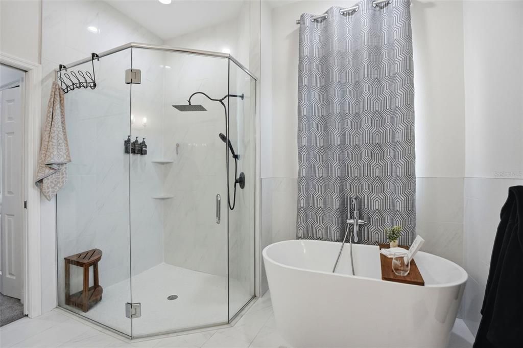 En Venta: $539,900 (3 camas, 2 baños, 1920 Pies cuadrados)