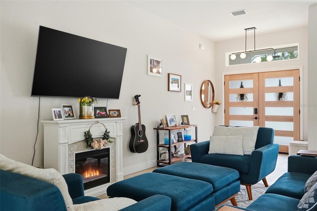 En Venta: $539,900 (3 camas, 2 baños, 1920 Pies cuadrados)