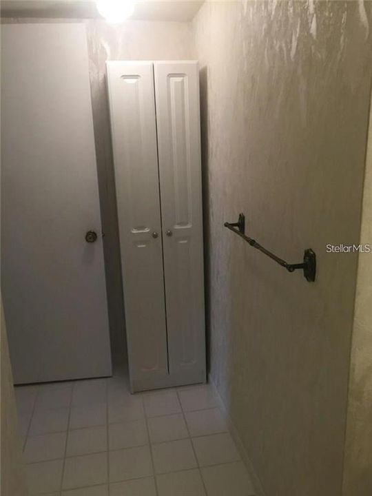 For Rent: $2,100 (1 beds, 2 baths, 968 Square Feet)