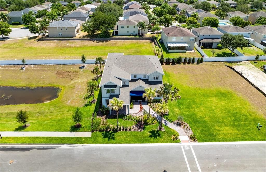 En Venta: $1,498,440 (5 camas, 5 baños, 4442 Pies cuadrados)