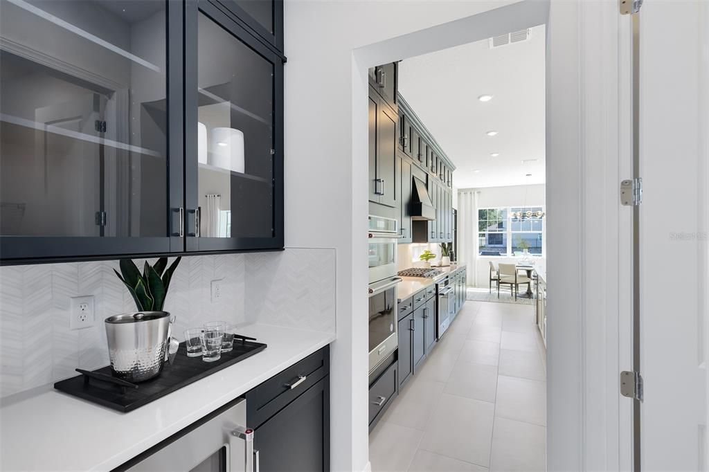 En Venta: $1,498,440 (5 camas, 5 baños, 4442 Pies cuadrados)